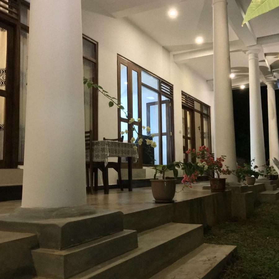 Villa Kaetana Lanka Unawatuna Bagian luar foto